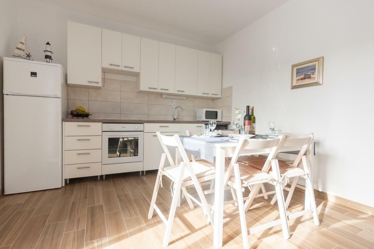 Apartman Lipotica Diklo 扎达尔 外观 照片