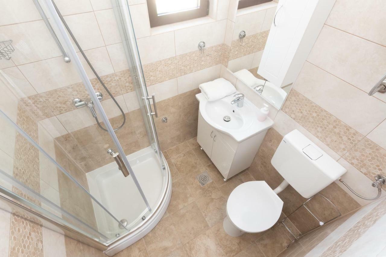 Apartman Lipotica Diklo 扎达尔 外观 照片